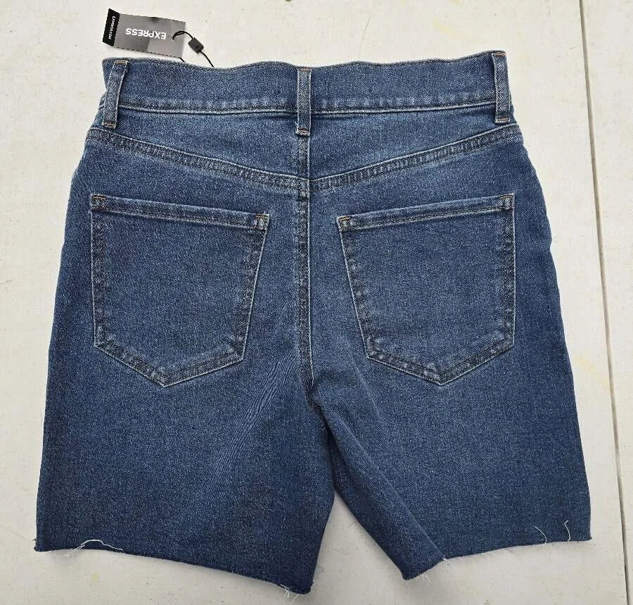 NWT EXPRESS Women's High Rise Jean Shorts Size 00R Blue Midi 100% Cotton Denim Shorts